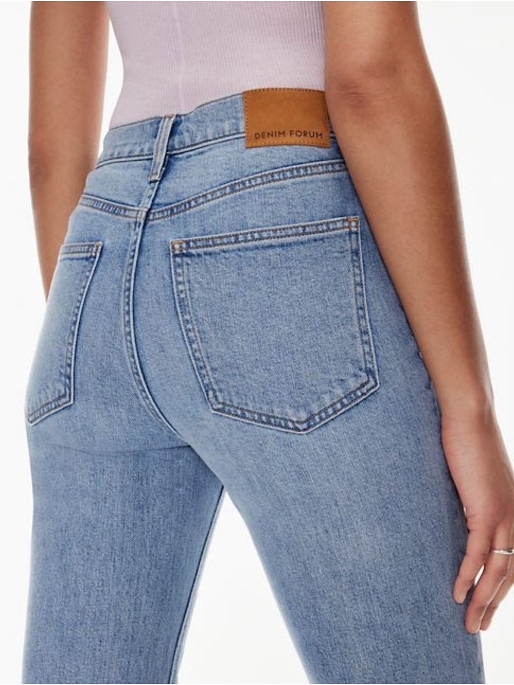Aritzia (Denim Forum) The Twiggy High Rise Flare 30l